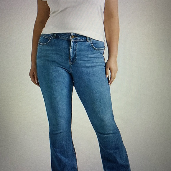 NWT ~ 20W - LEE  Legendary Flare Jeans - Mid Rise - Picture 16 of 16